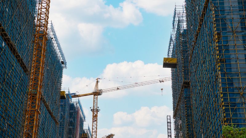 成都土建工程公司案例解析：合规性、成本与验收